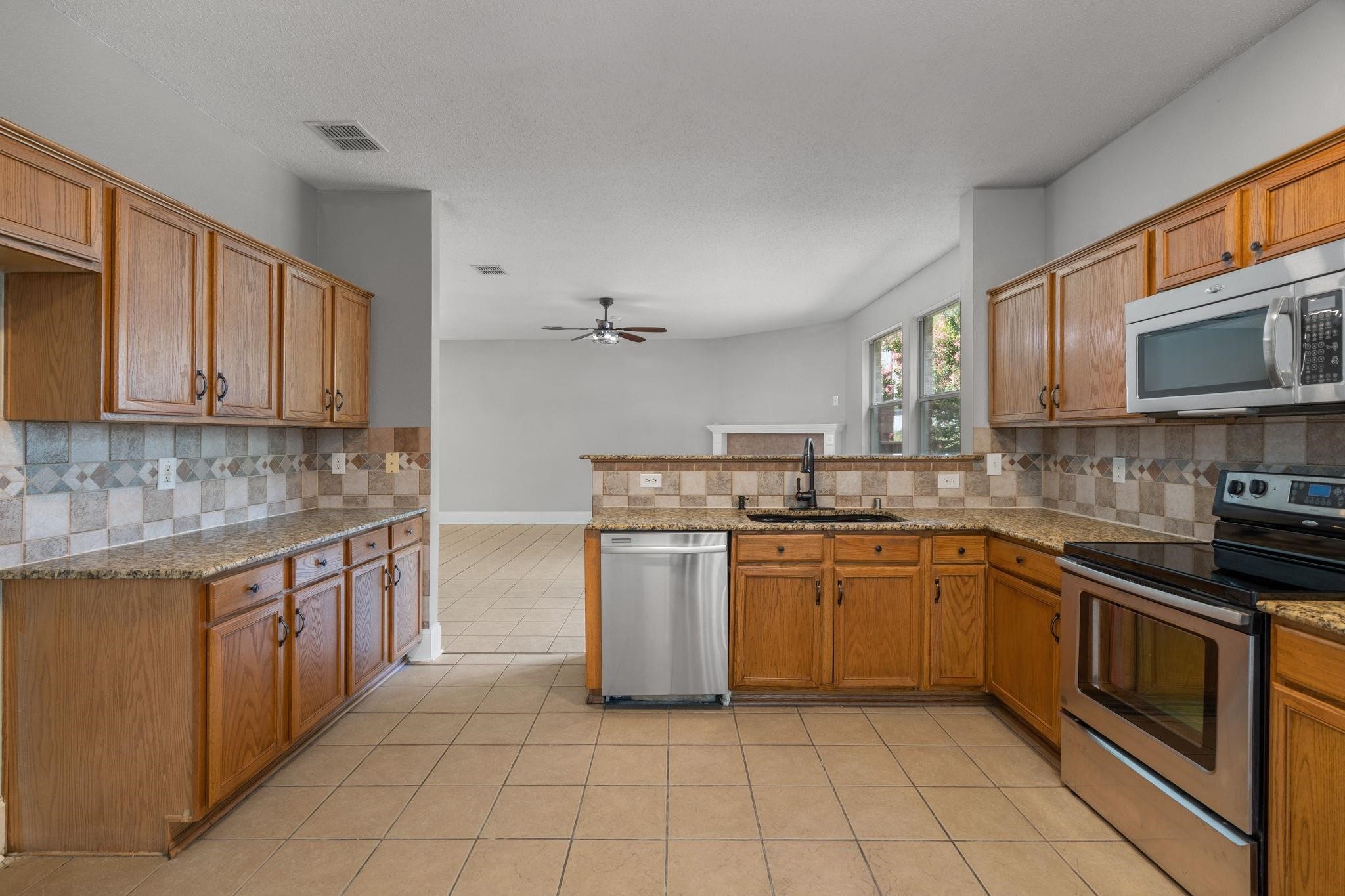 10618 Newcastleton Lane Rowlett TX 75089