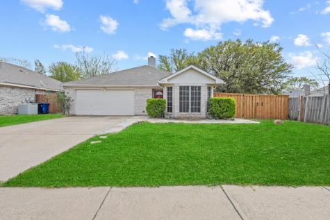 1035 Brown Street Burleson TX 76028