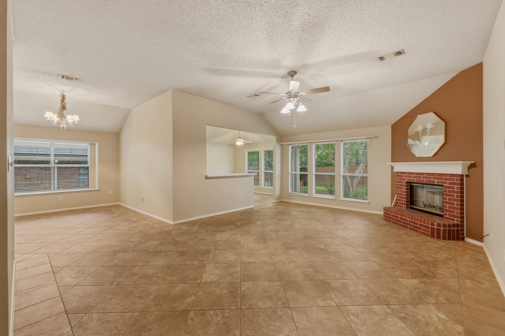 1714 Crestmeadow Lane Mansfield TX 76063