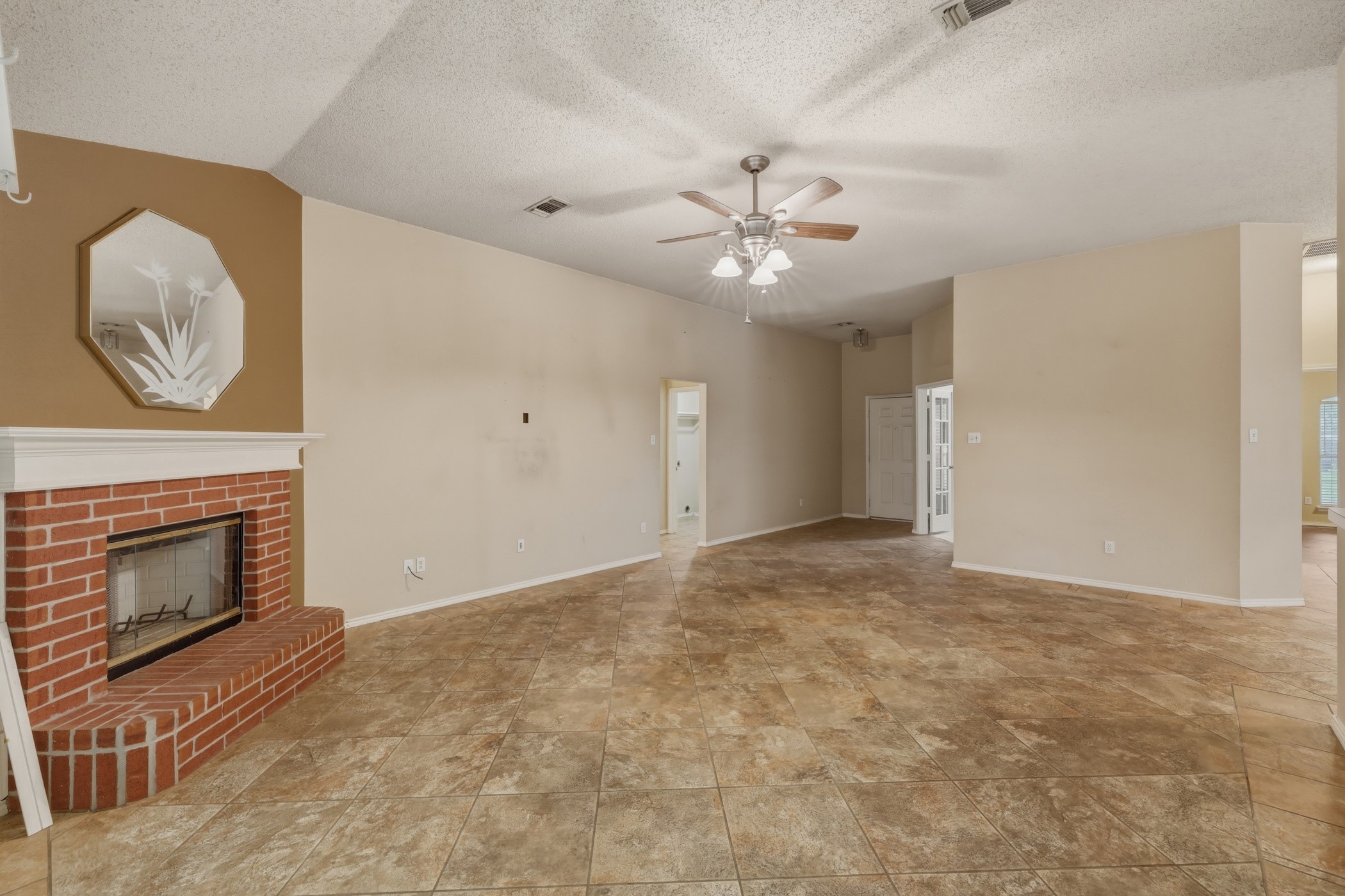 1714 Crestmeadow Lane Mansfield TX 76063