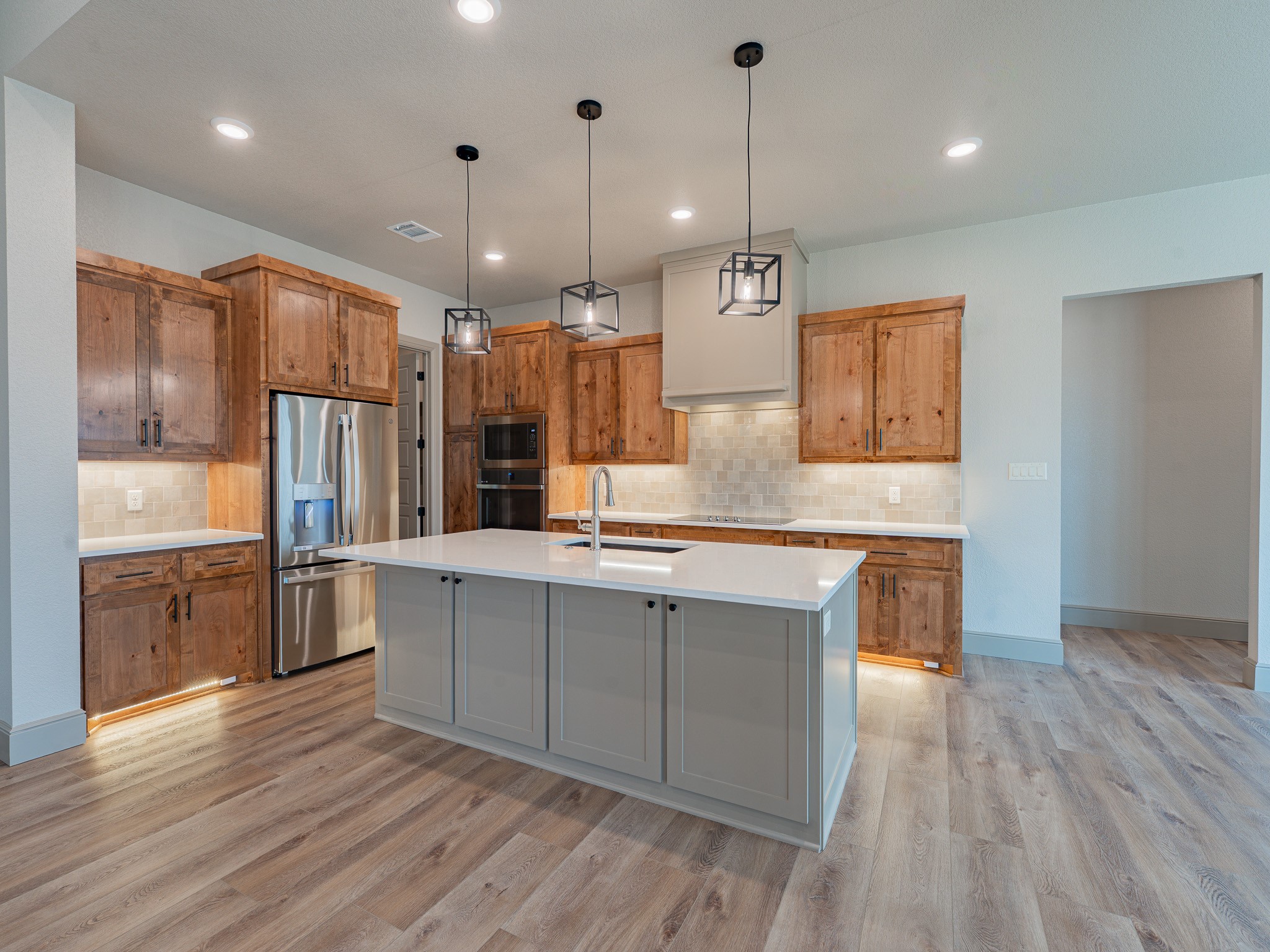 190 County Road 3451 Paradise TX 76073