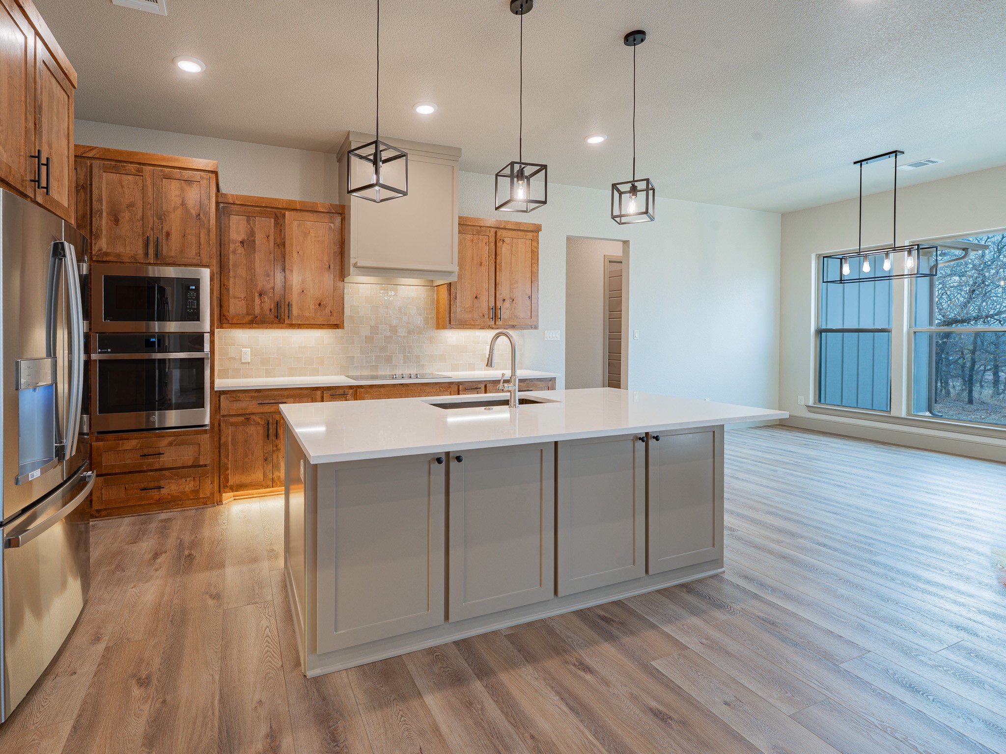 190 County Road 3451 Paradise TX 76073