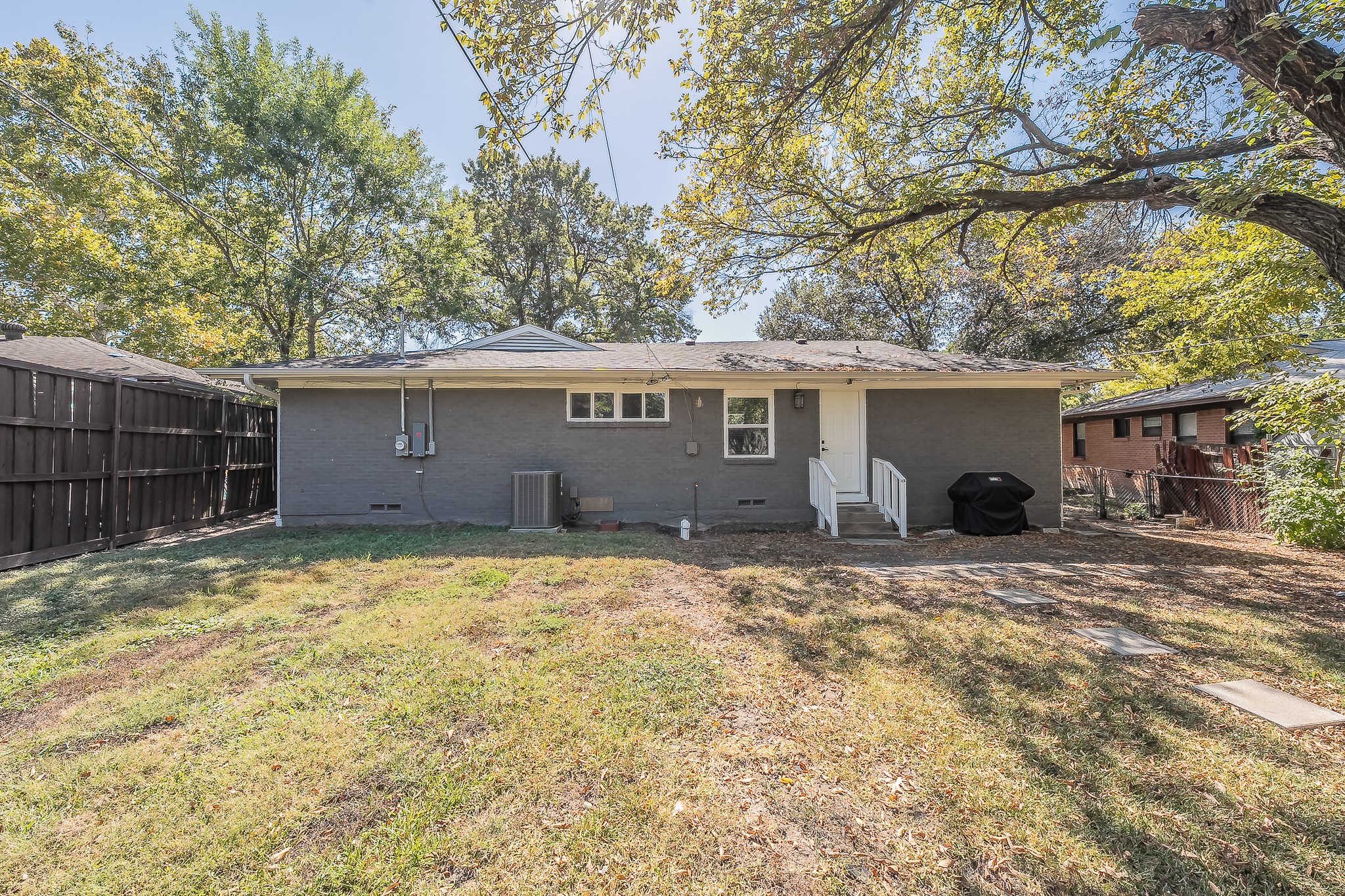 3031 Woodwind Lane Dallas TX 75229