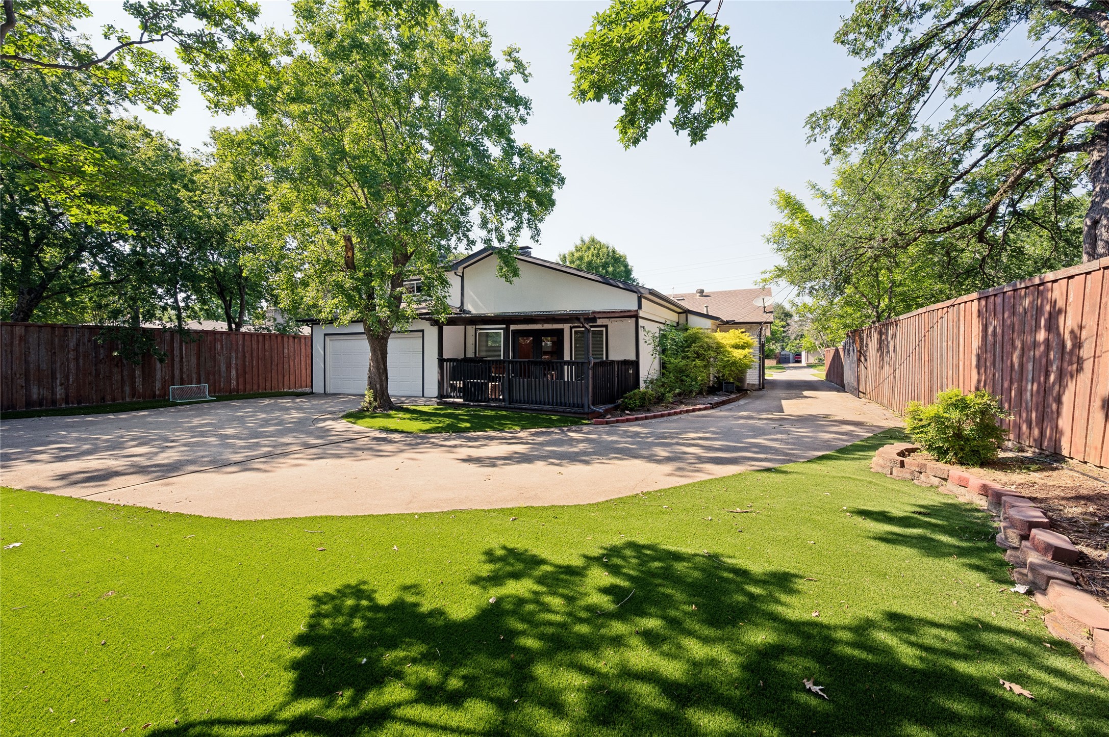 3518 Townsend Drive Dallas TX 75229