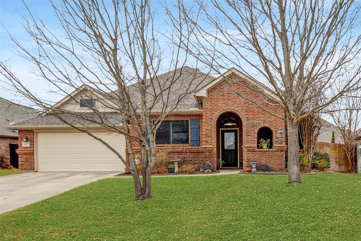 4017 Palomino Drive Benbrook TX 76116