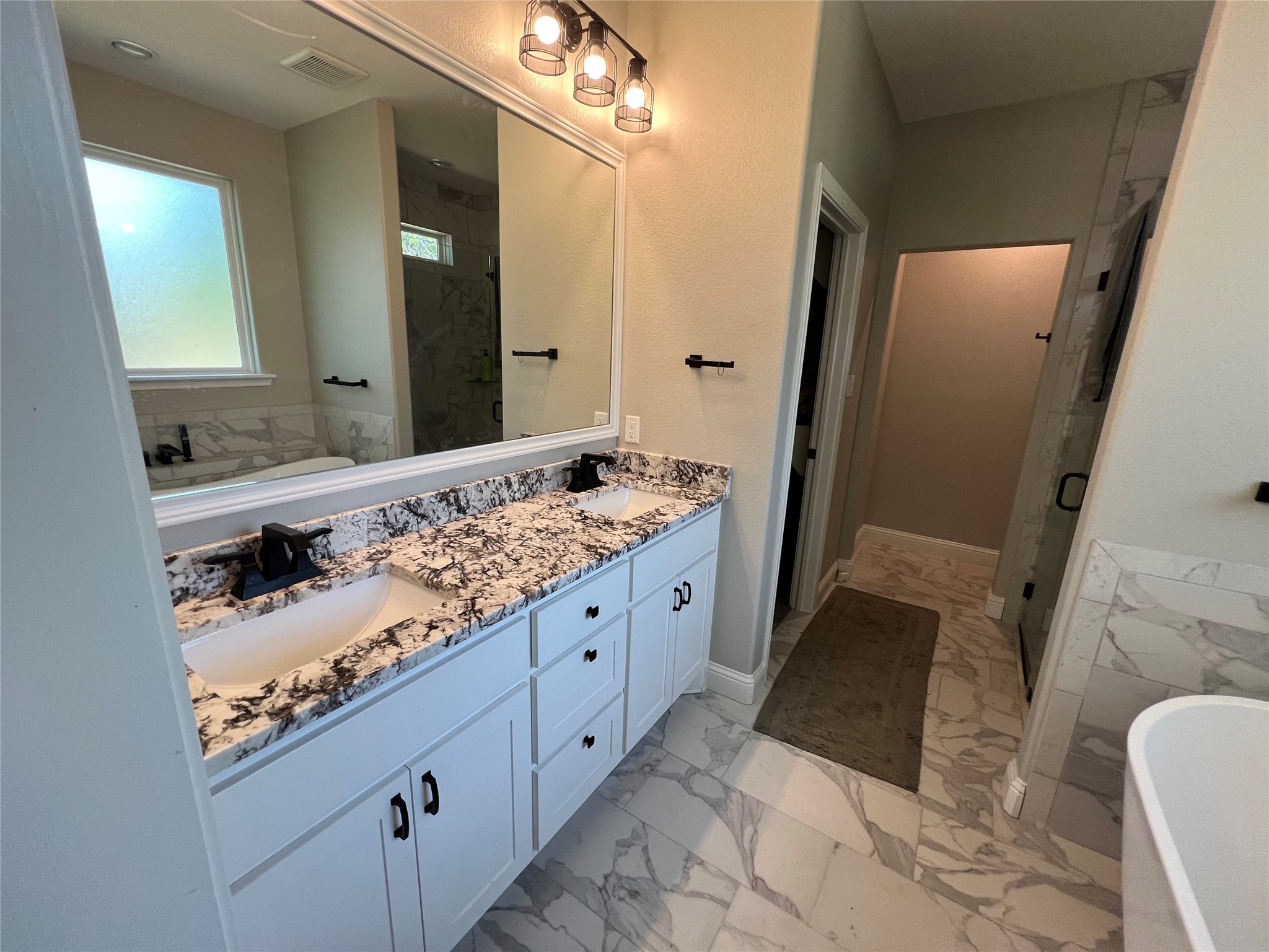 505 S Sky Court Granbury TX 76049