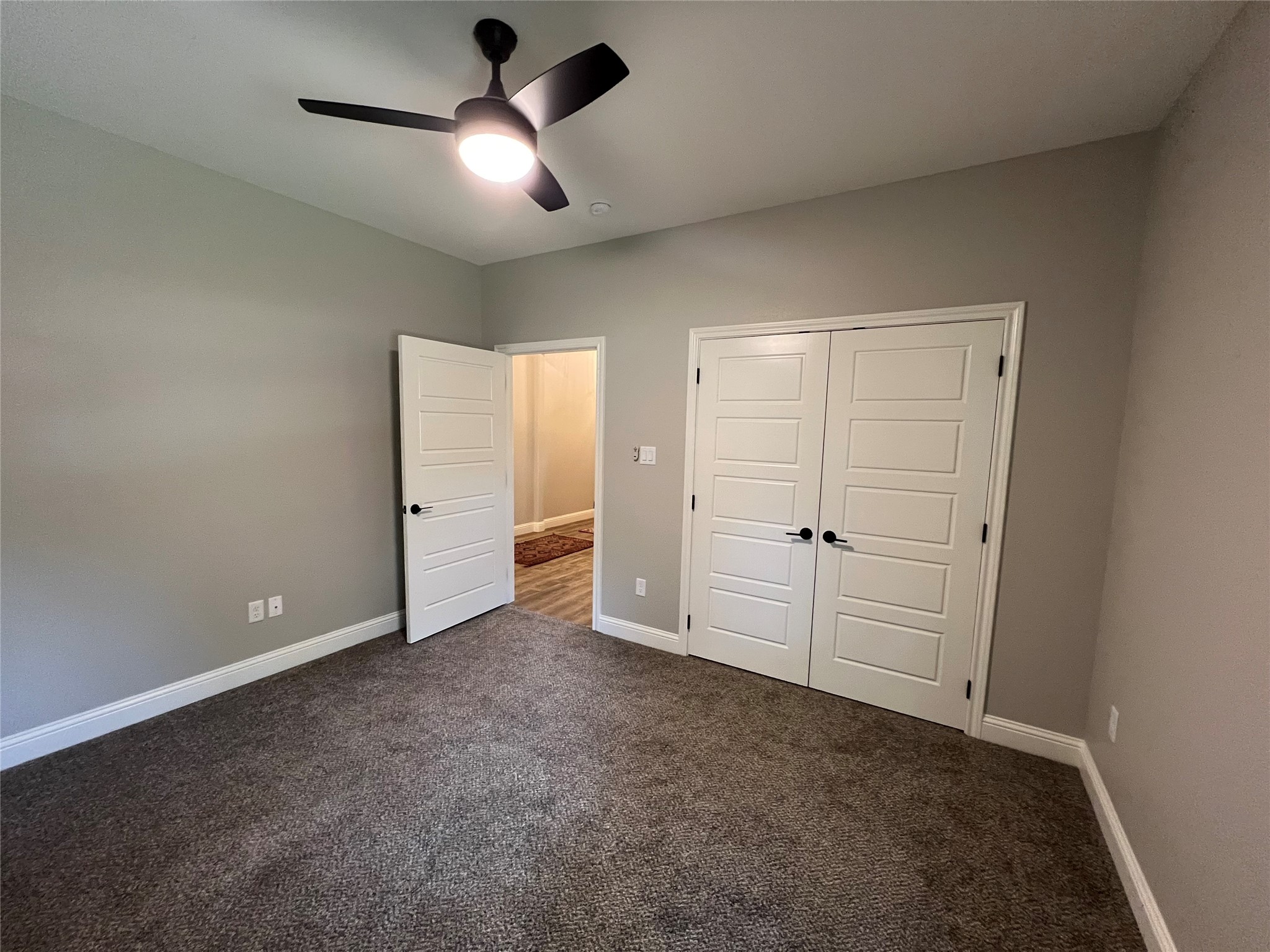 505 S Sky Court Granbury TX 76049