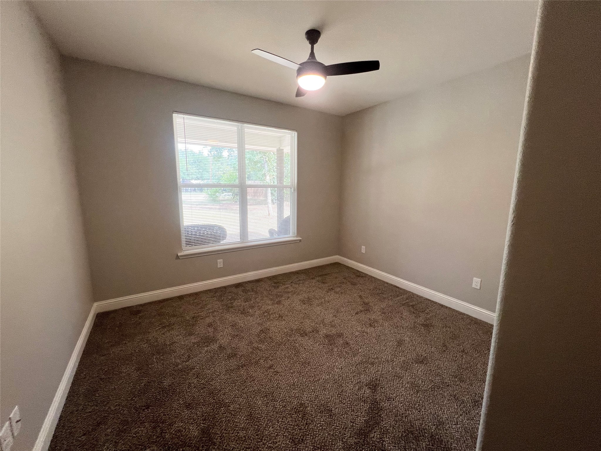 505 S Sky Court Granbury TX 76049