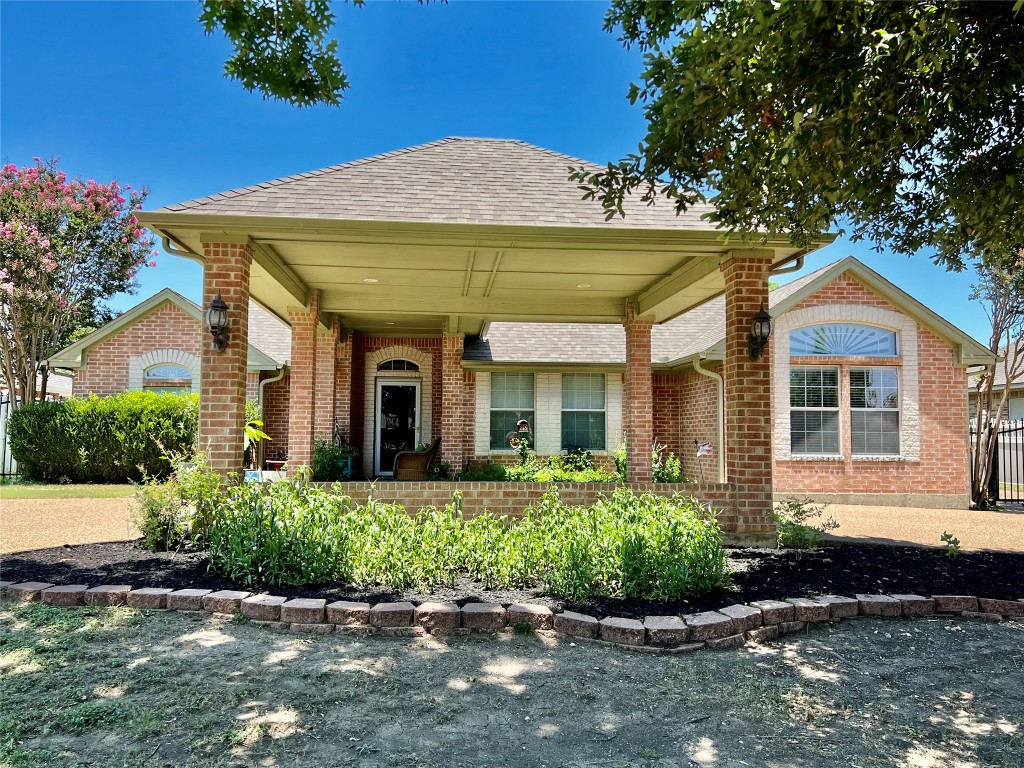 404 Northgate Drive Waxahachie TX 75165