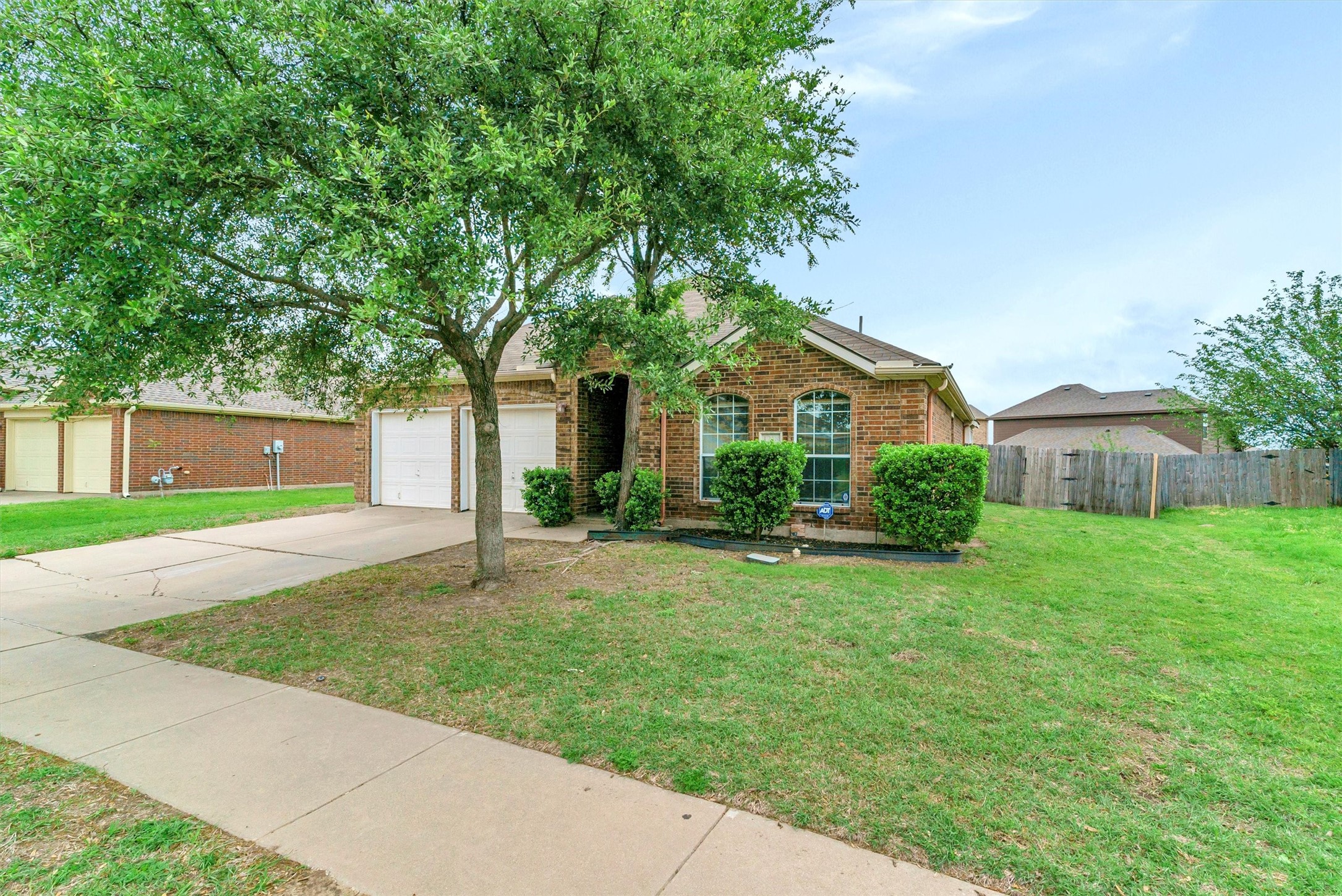 1218 Mule Deer Drive Arlington TX 76002