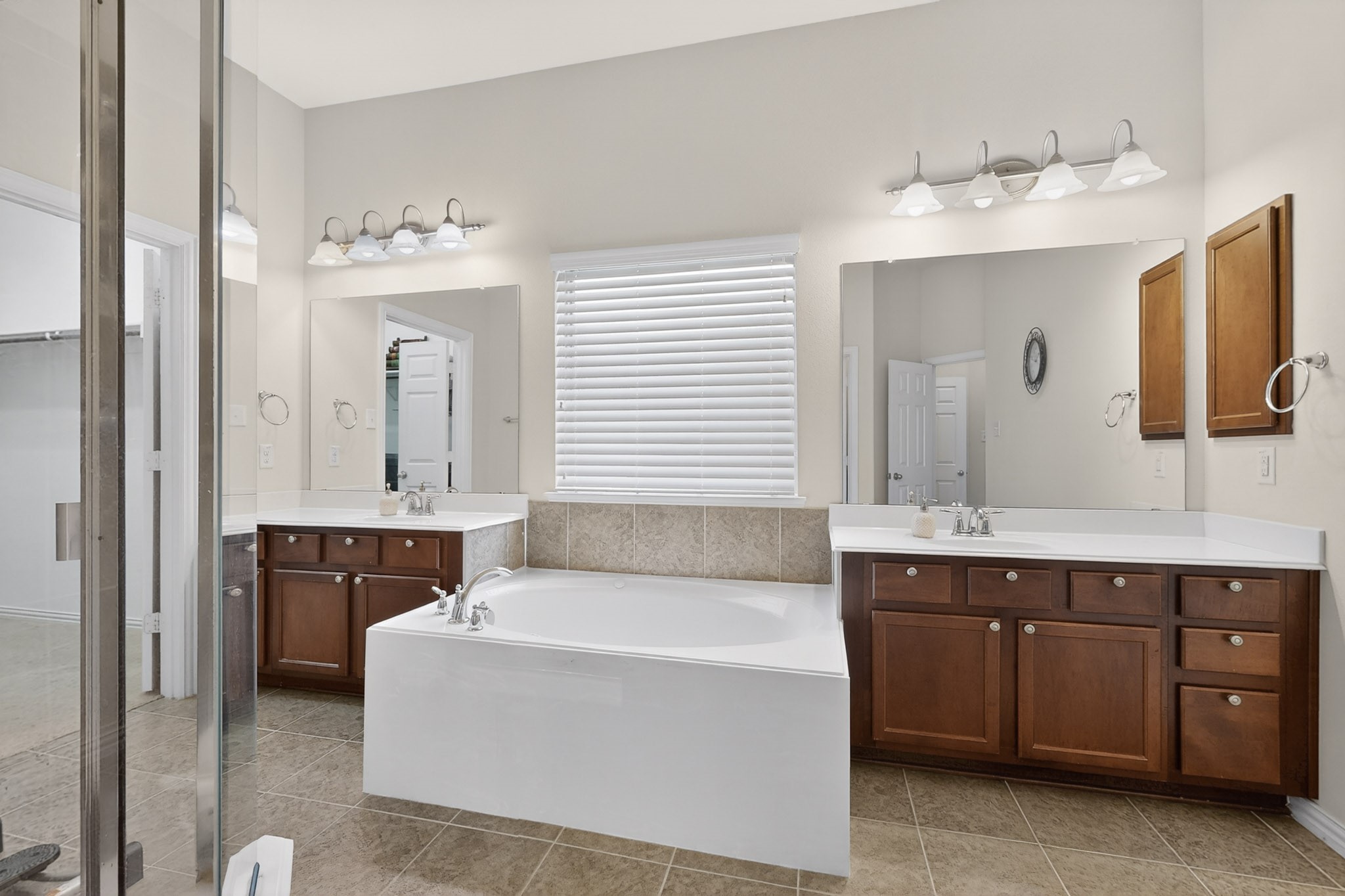 2440 Lismore Lane Irving TX 75063