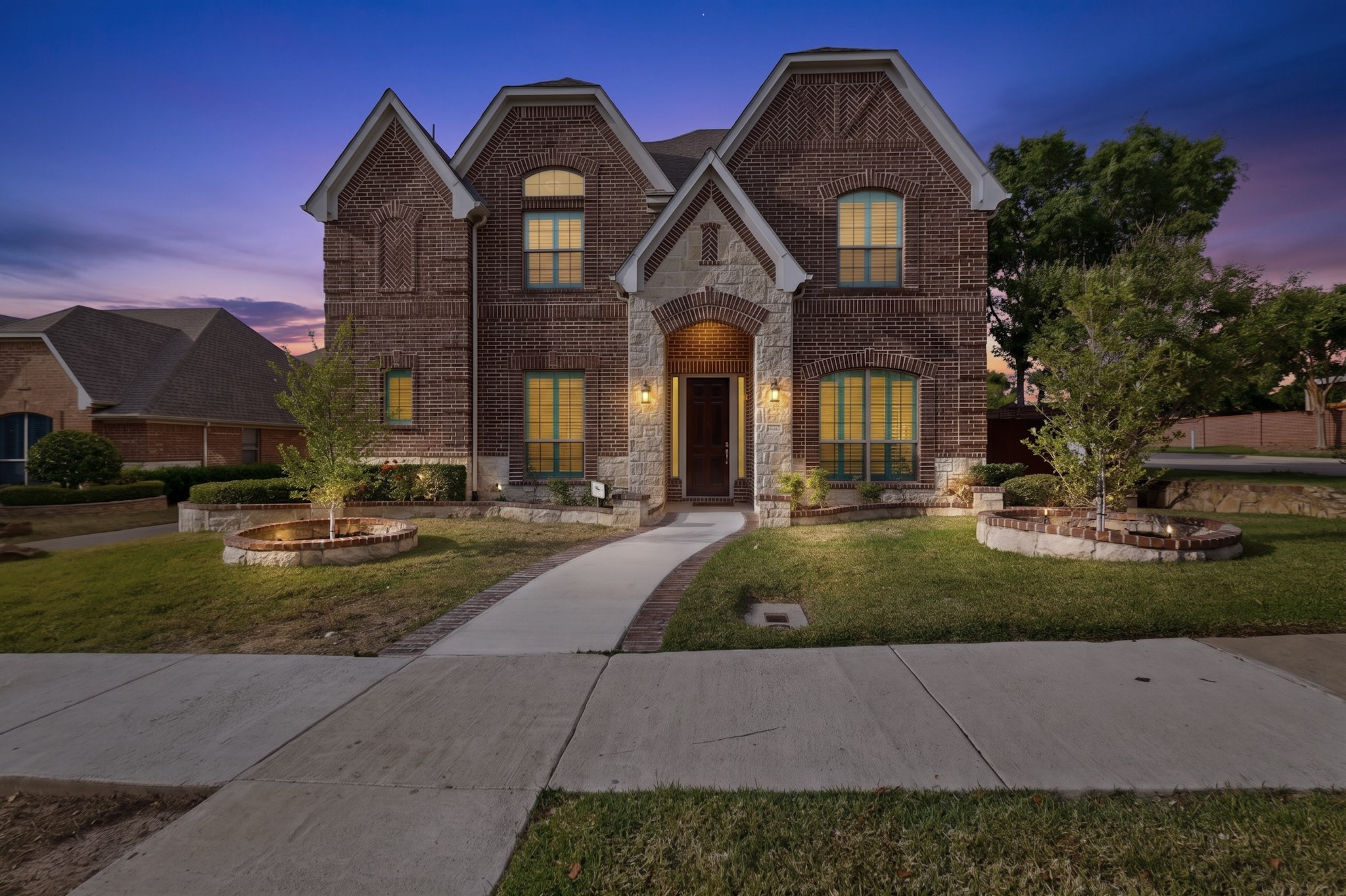 2440 Lismore Lane Irving TX 75063