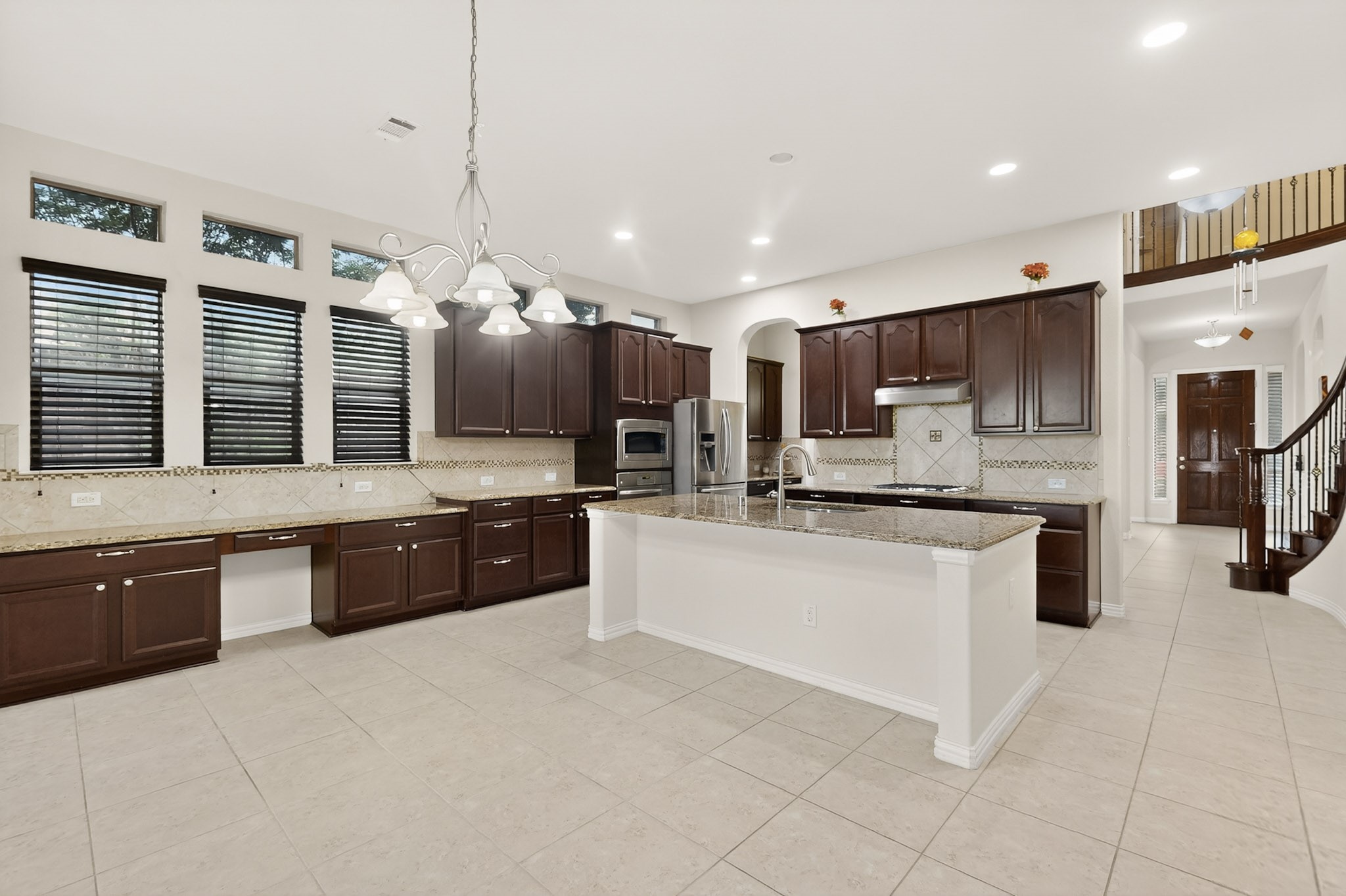 2440 Lismore Lane Irving TX 75063