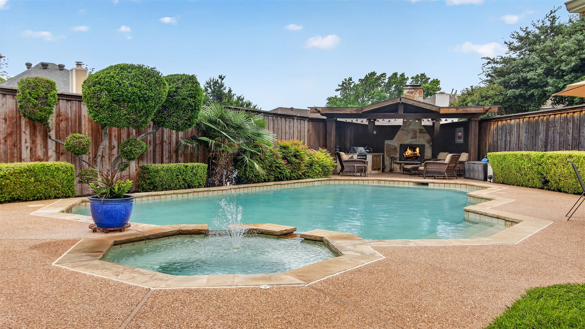 4144 Briarbend Road Dallas TX 75287