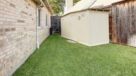 4144 Briarbend Road Dallas TX 75287