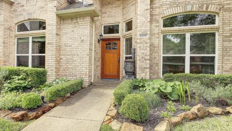 4144 Briarbend Road Dallas TX 75287