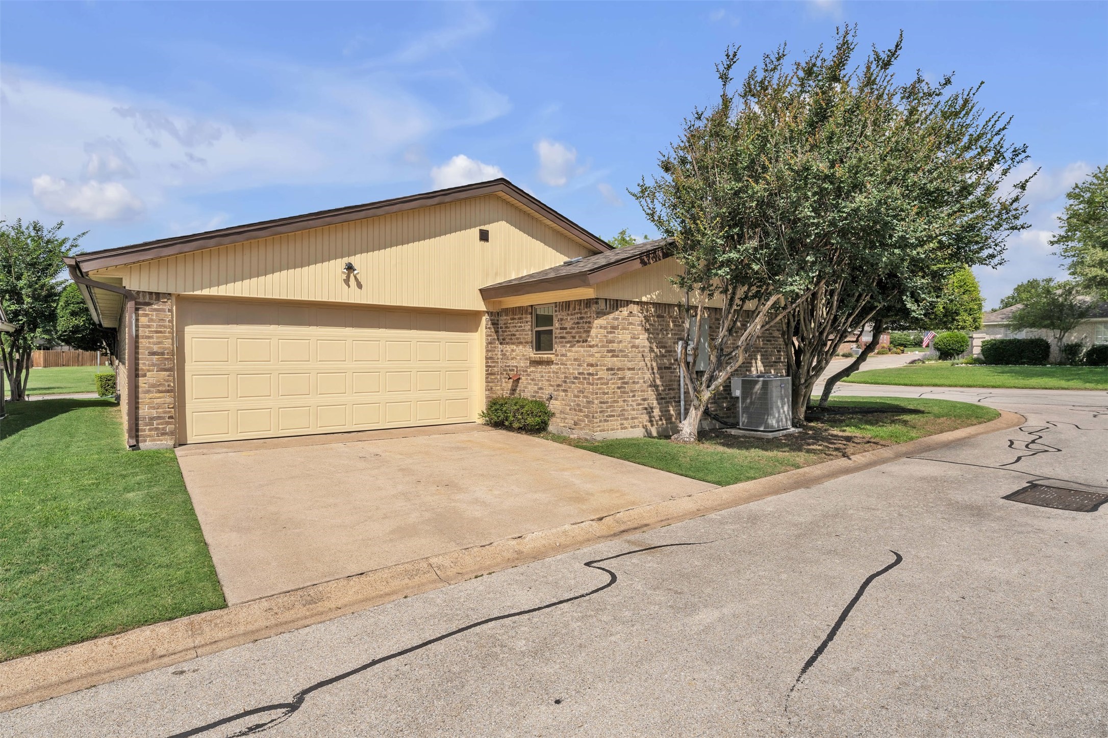 9432 Mountain Lake Fort Worth TX 76179