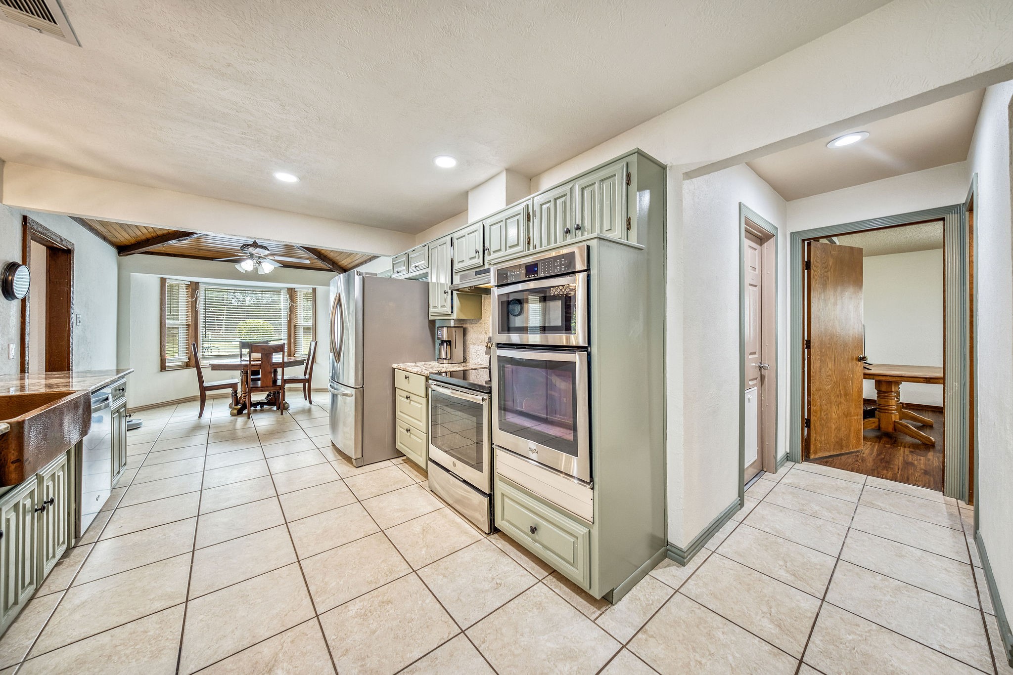 328 Shadowwood Trail Ovilla TX 75154