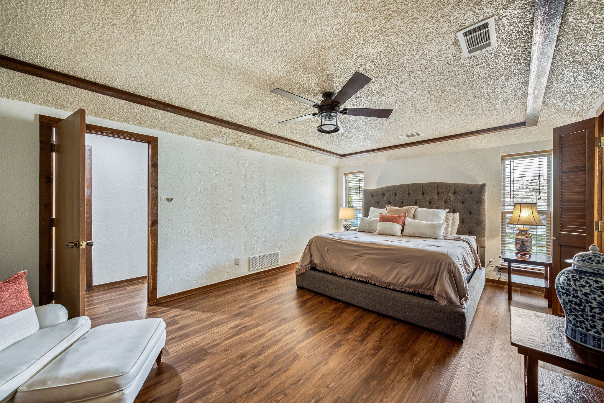 328 Shadowwood Trail Ovilla TX 75154
