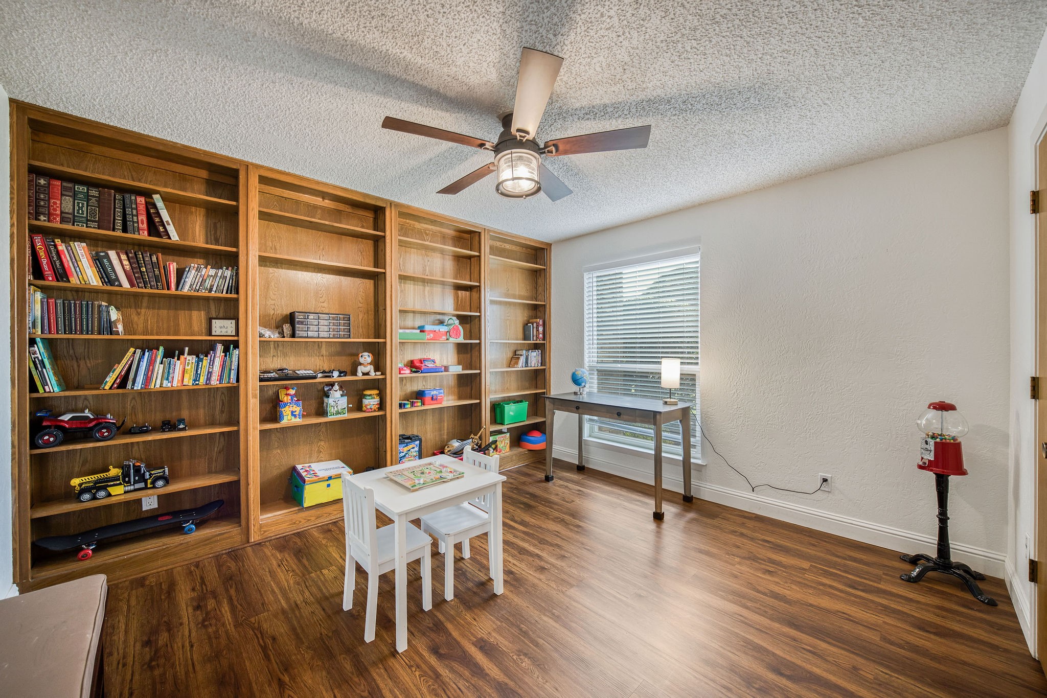 328 Shadowwood Trail Ovilla TX 75154