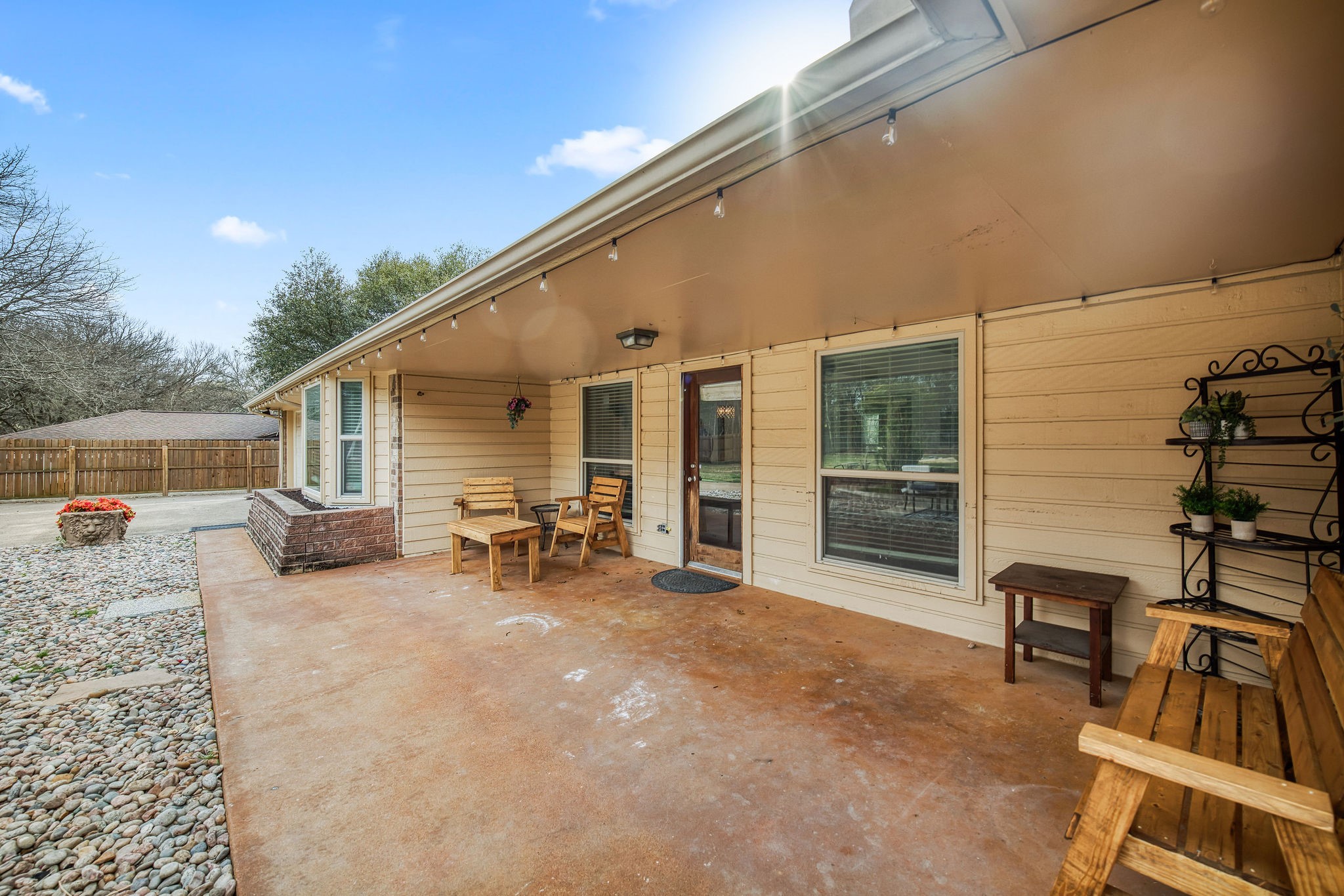 328 Shadowwood Trail Ovilla TX 75154