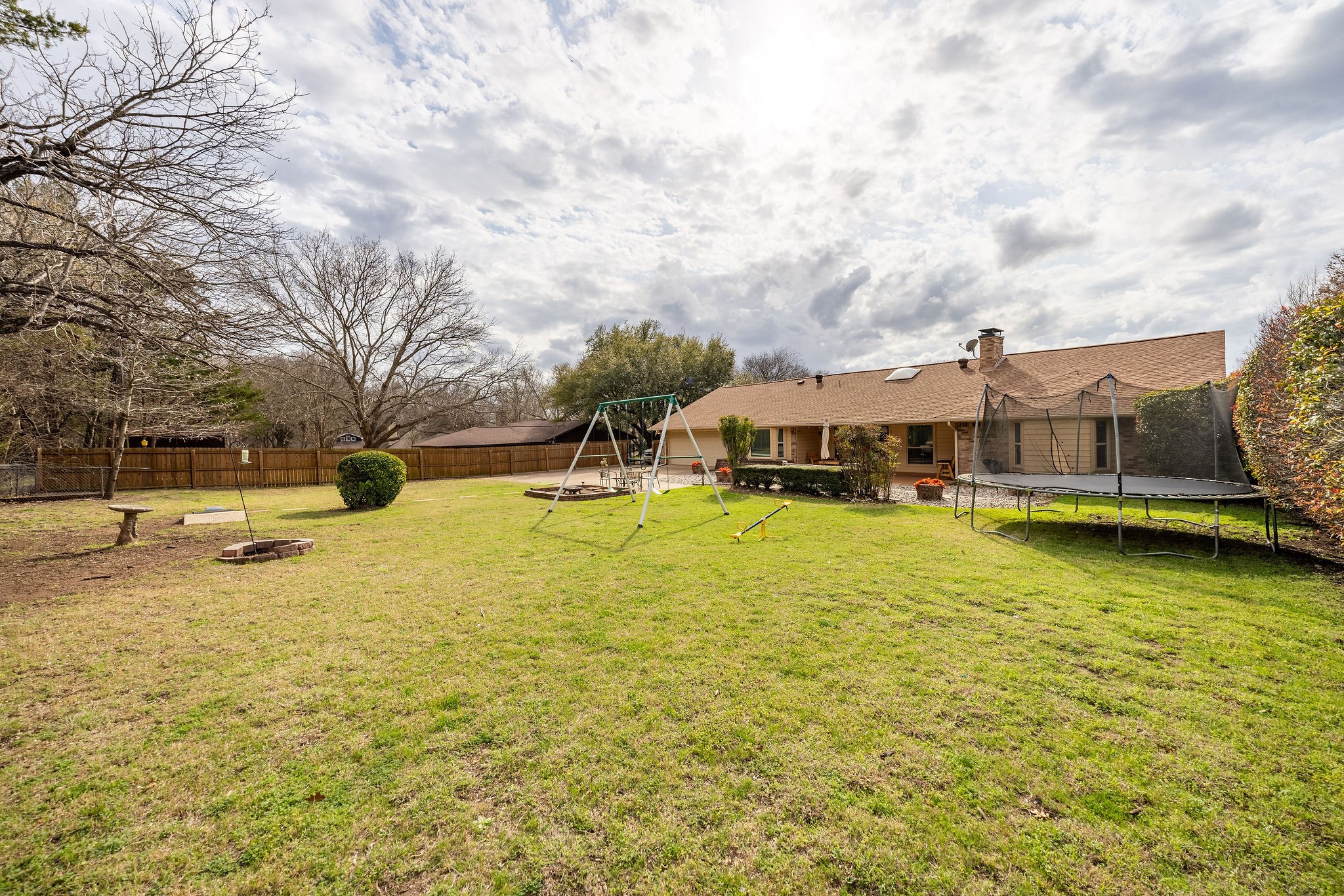 328 Shadowwood Trail Ovilla TX 75154