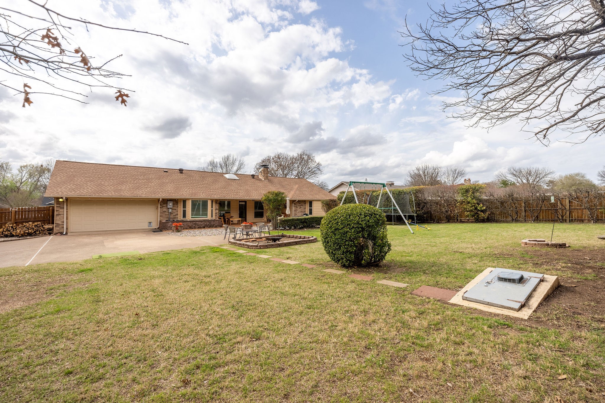 328 Shadowwood Trail Ovilla TX 75154