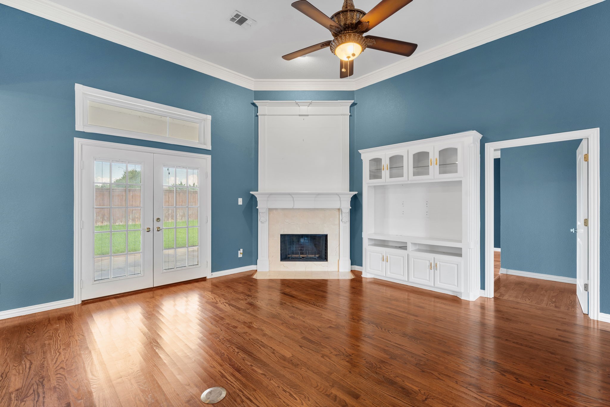 5504 Plata Lane Benbrook TX 76126