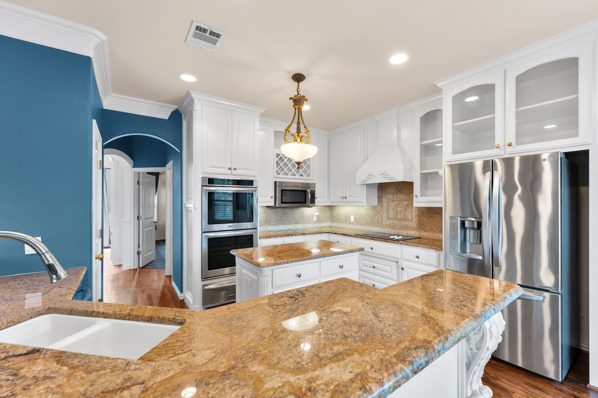 5504 Plata Lane Benbrook TX 76126