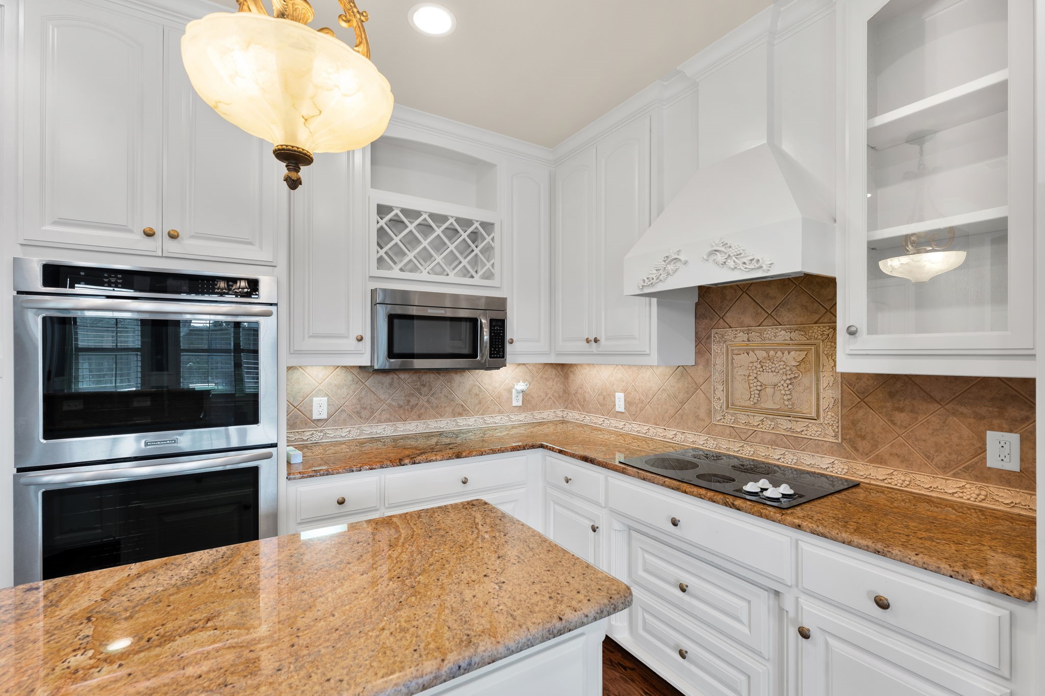 5504 Plata Lane Benbrook TX 76126