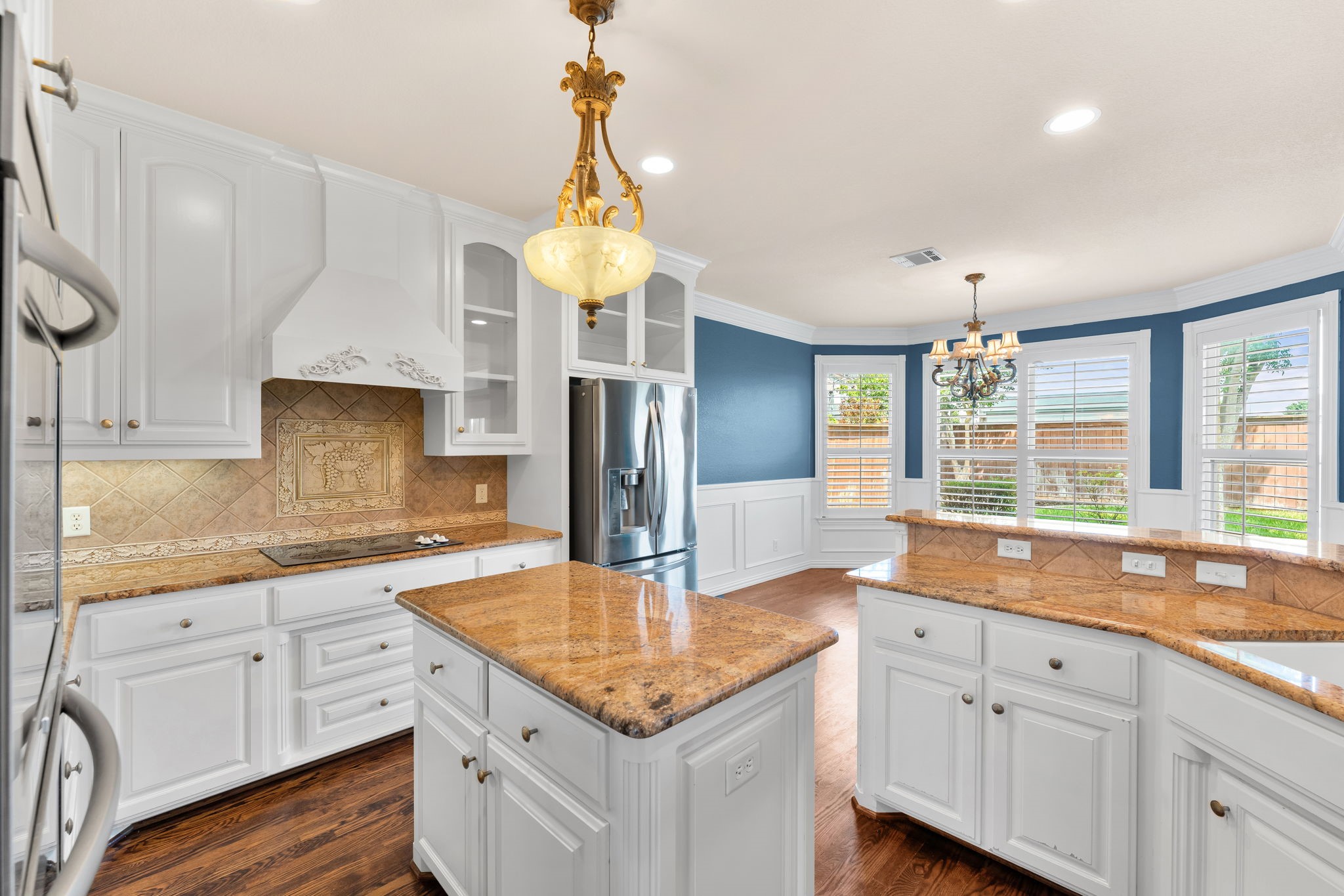5504 Plata Lane Benbrook TX 76126