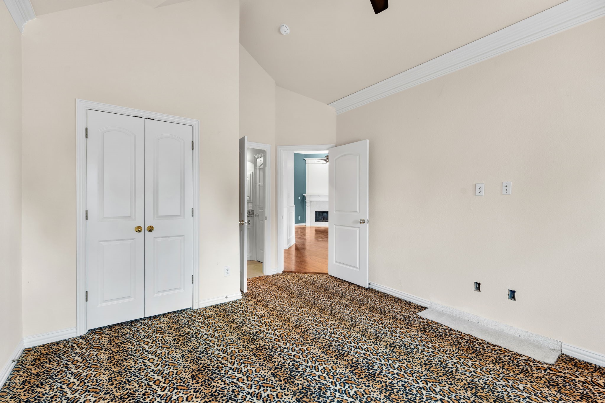 5504 Plata Lane Benbrook TX 76126