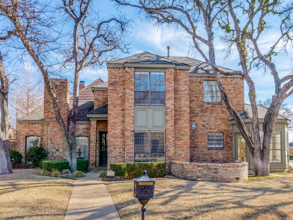 16006 Chalfont Place Dallas TX 75248