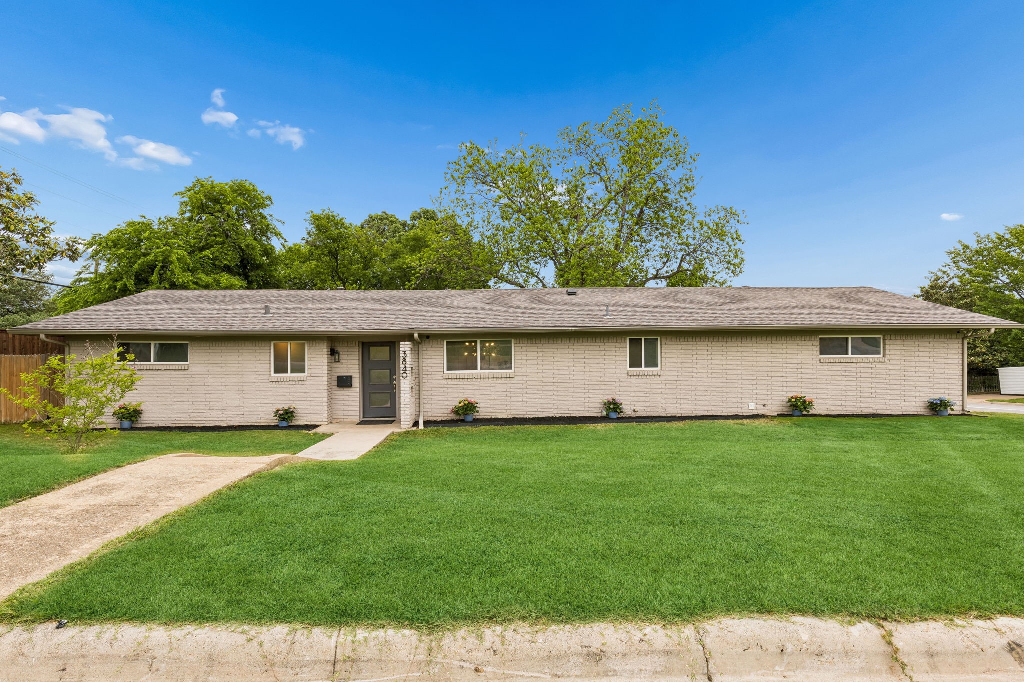 3840 Walton Avenue Fort Worth TX 76133