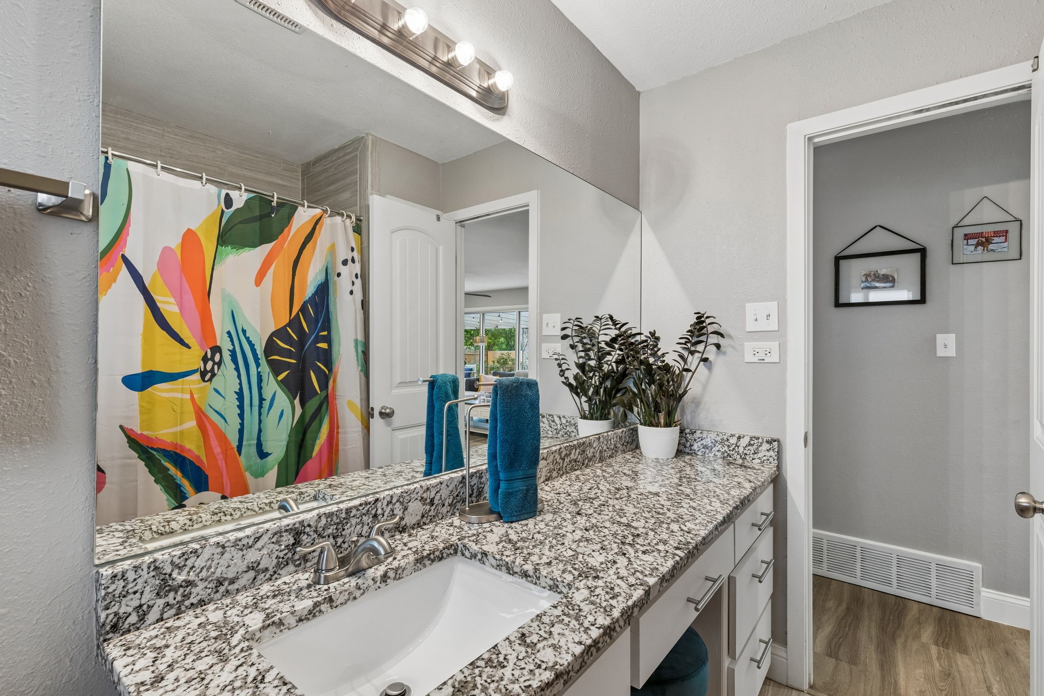 3840 Walton Avenue Fort Worth TX 76133
