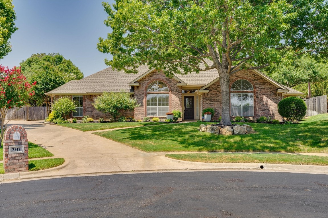7312 Market Court North Richland Hills TX 76182