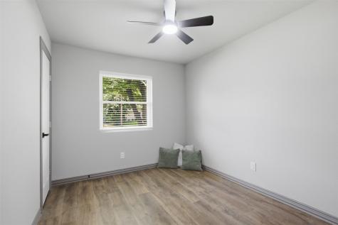 513 Hardy Drive Garland TX 75041