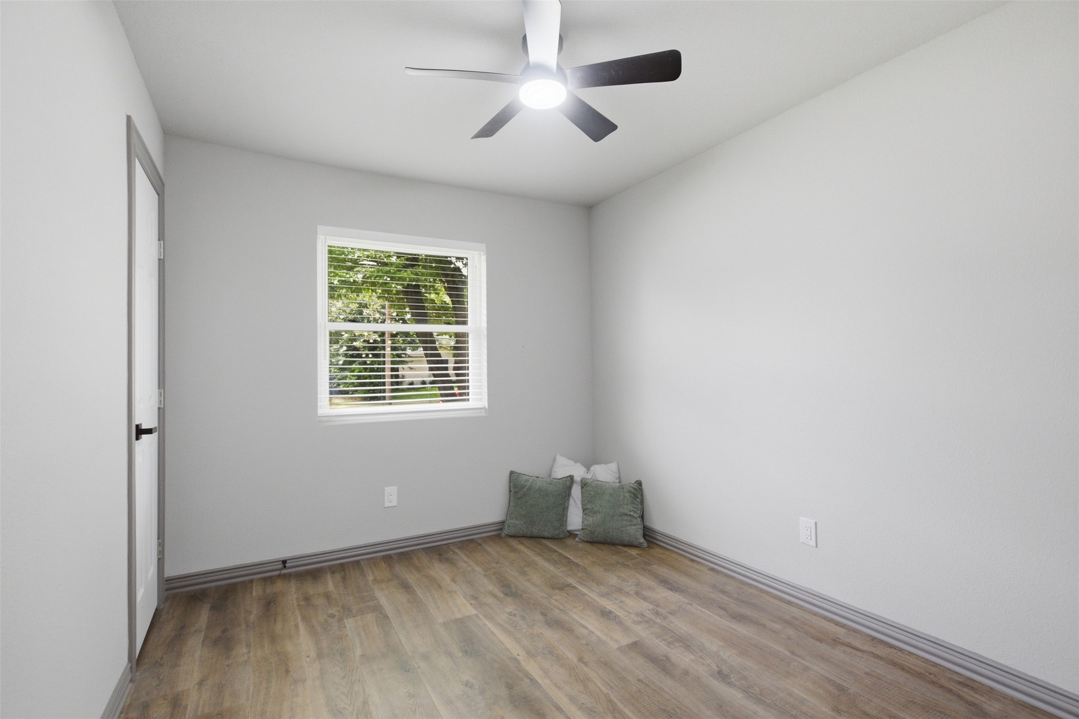 513 Hardy Drive Garland TX 75041