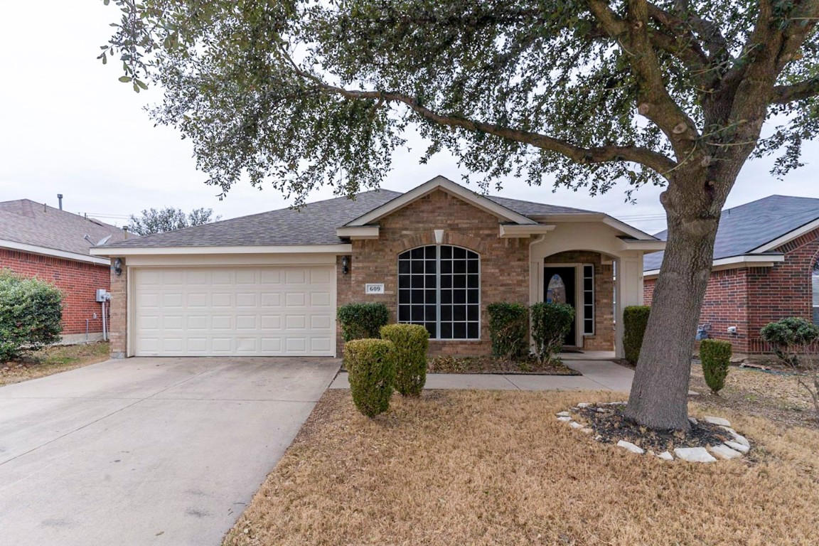 609 Spanish Oak Court Arlington TX 76002