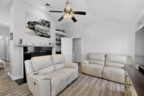211 Ember Glen Drive Arlington TX 76018