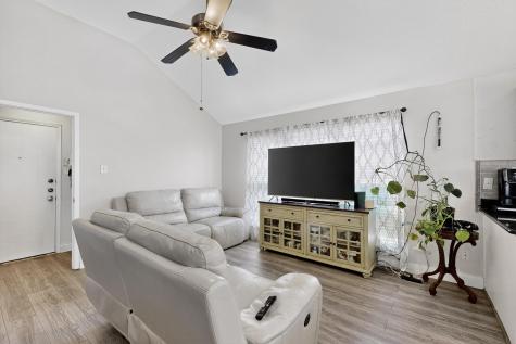 211 Ember Glen Drive Arlington TX 76018