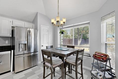 211 Ember Glen Drive Arlington TX 76018
