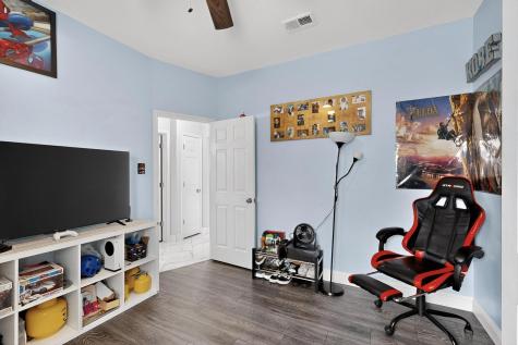 211 Ember Glen Drive Arlington TX 76018