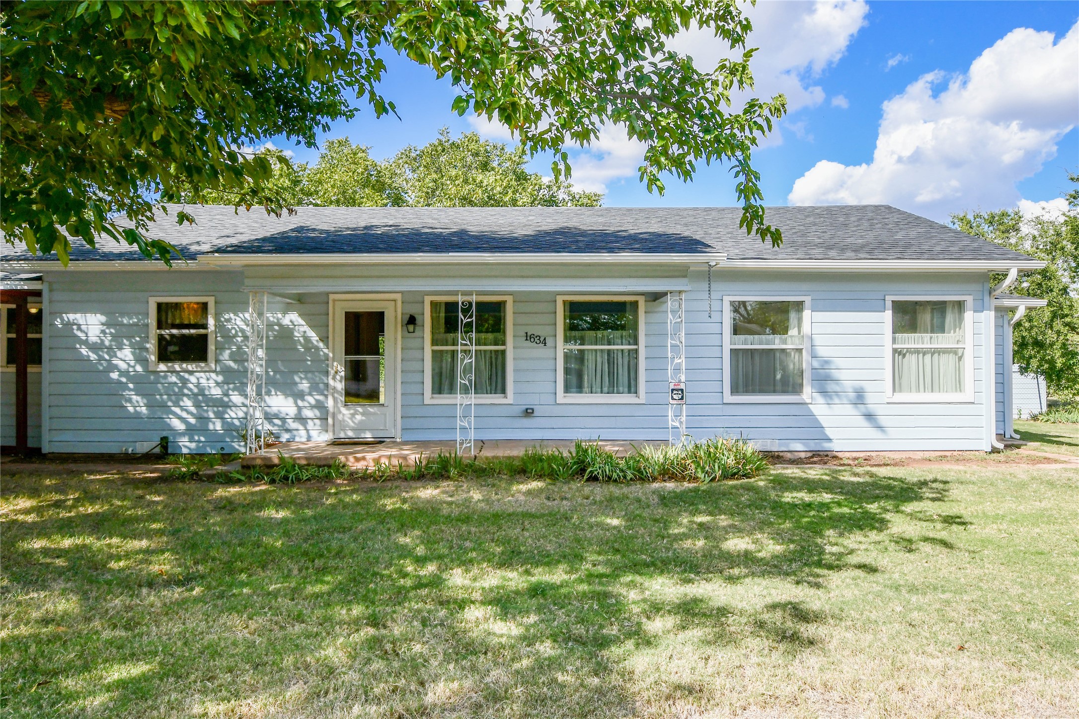 1634 Sandefer Street Abilene TX 79601