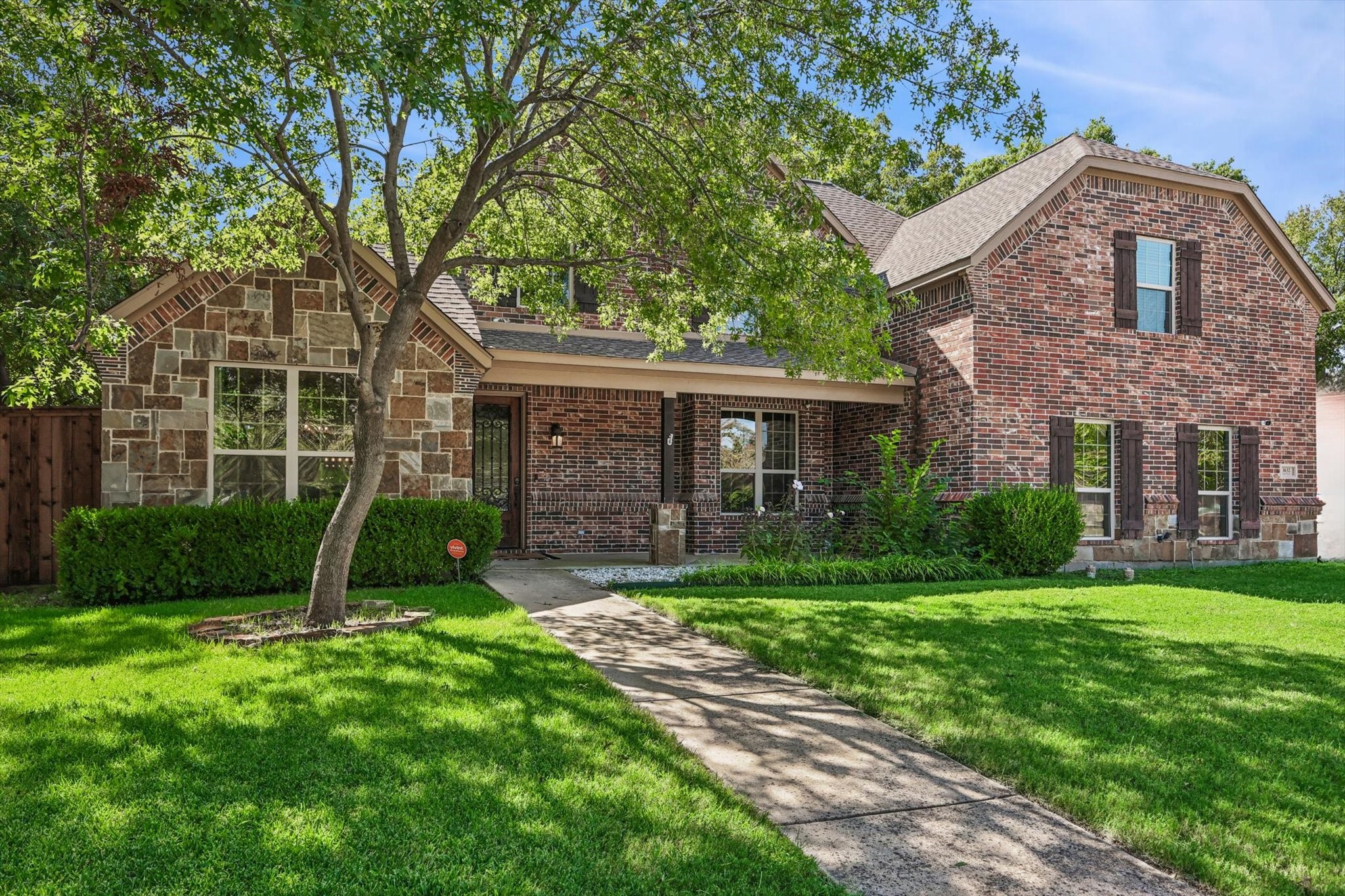 1632 Vail Place Lewisville TX 75077