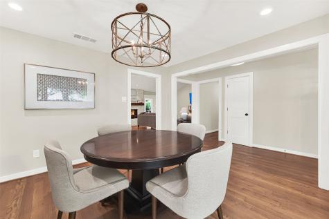 2712 Forest Grove Drive Richardson TX 75080