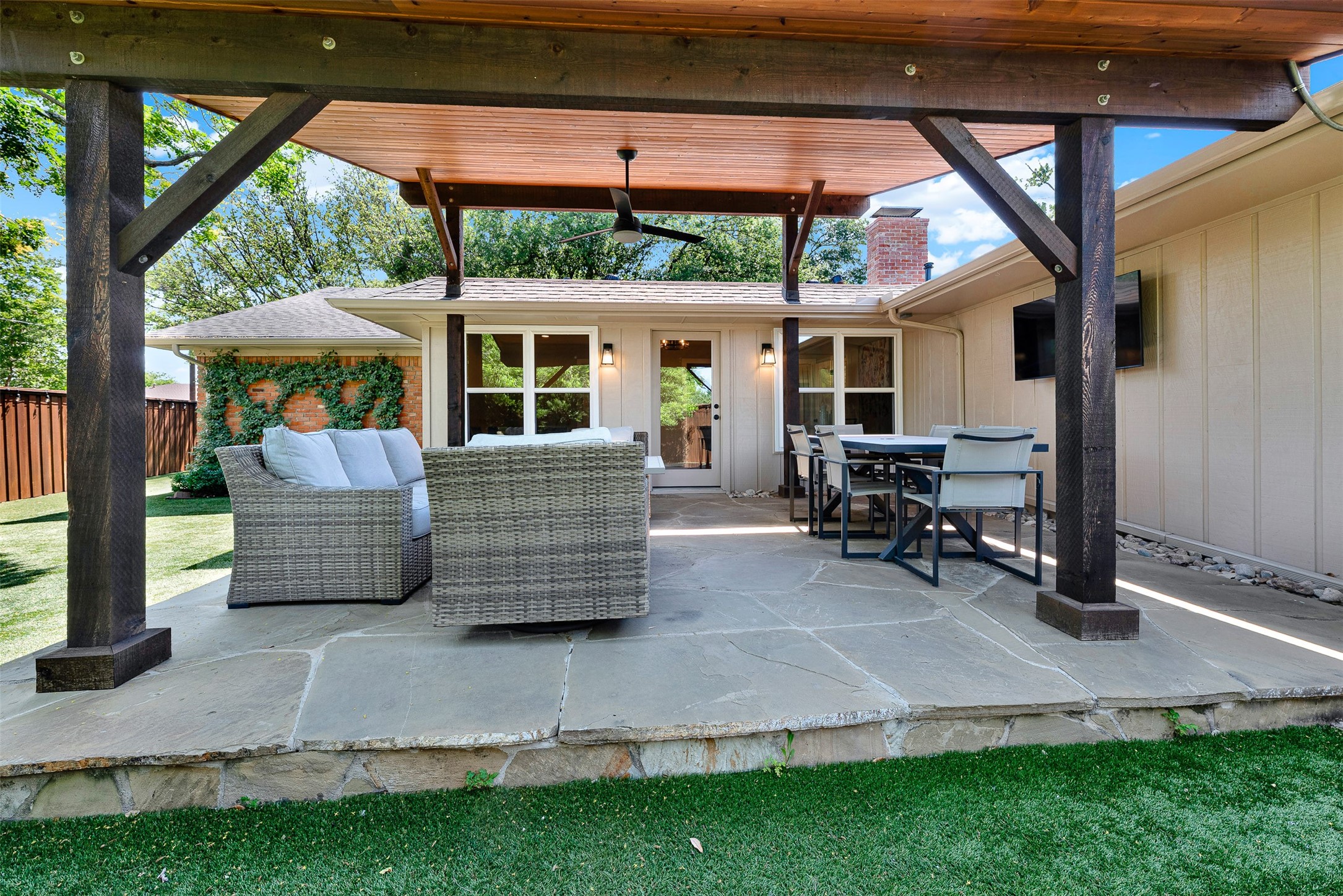2712 Forest Grove Drive Richardson TX 75080