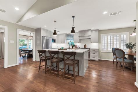 2712 Forest Grove Drive Richardson TX 75080