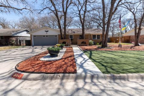 341 Glenhaven Drive Azle TX 76020