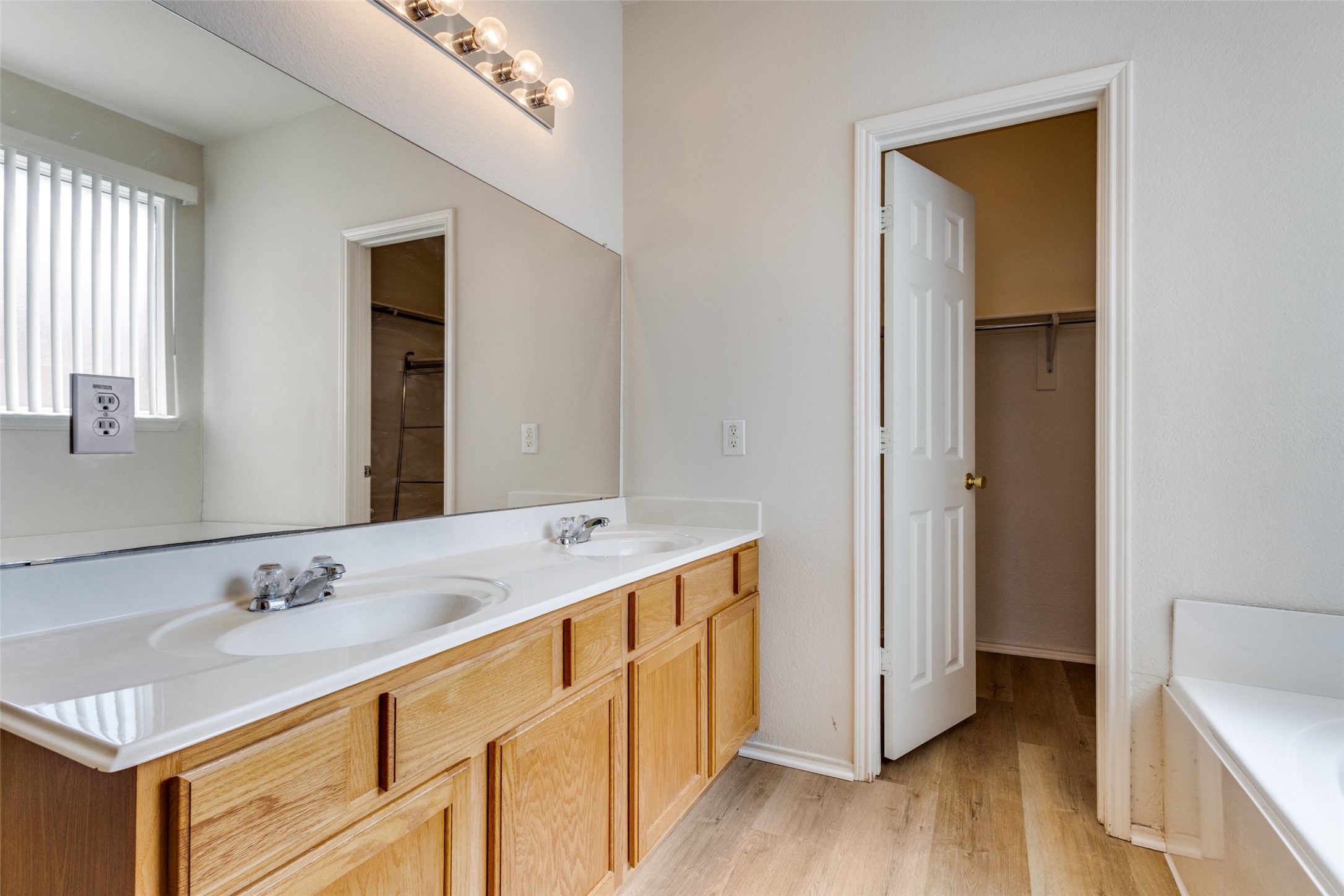 5132 Senator Drive Fort Worth TX 76244